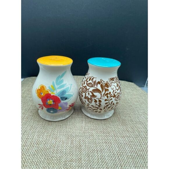 The Pioneer Woman Flea Market Decorated Salt and Pepper Shaker Set - Picture 4 of 8